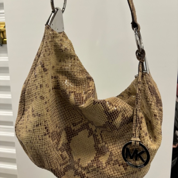 MICHAEL KORS BAG - Picture 2 of 5